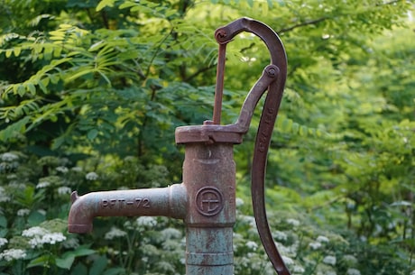 格兰富水泵(格兰富水泵：为您家的水流保驾护航)